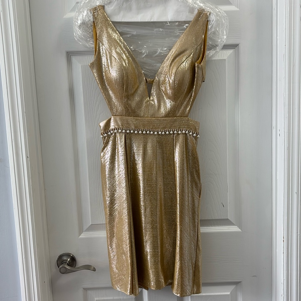 Teen dress! Great for a party!